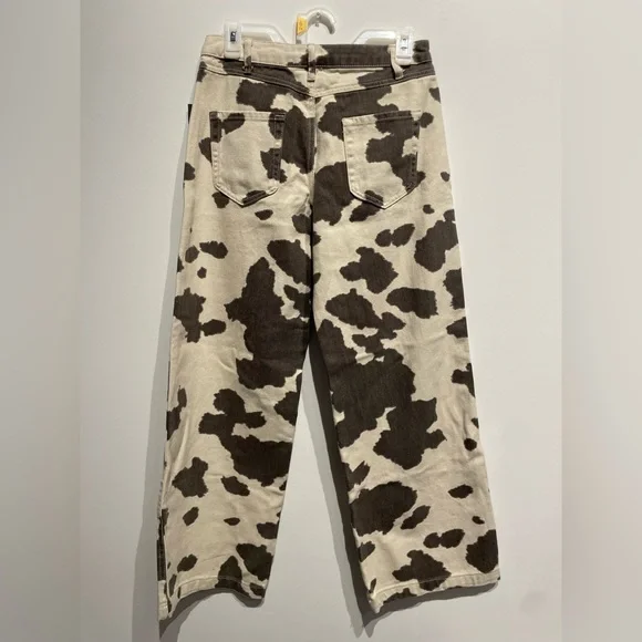 Wild Fable Women's High-Rise Straight Leg Pants Brown Cow Print Size XS NWT - Picture 3 of 4